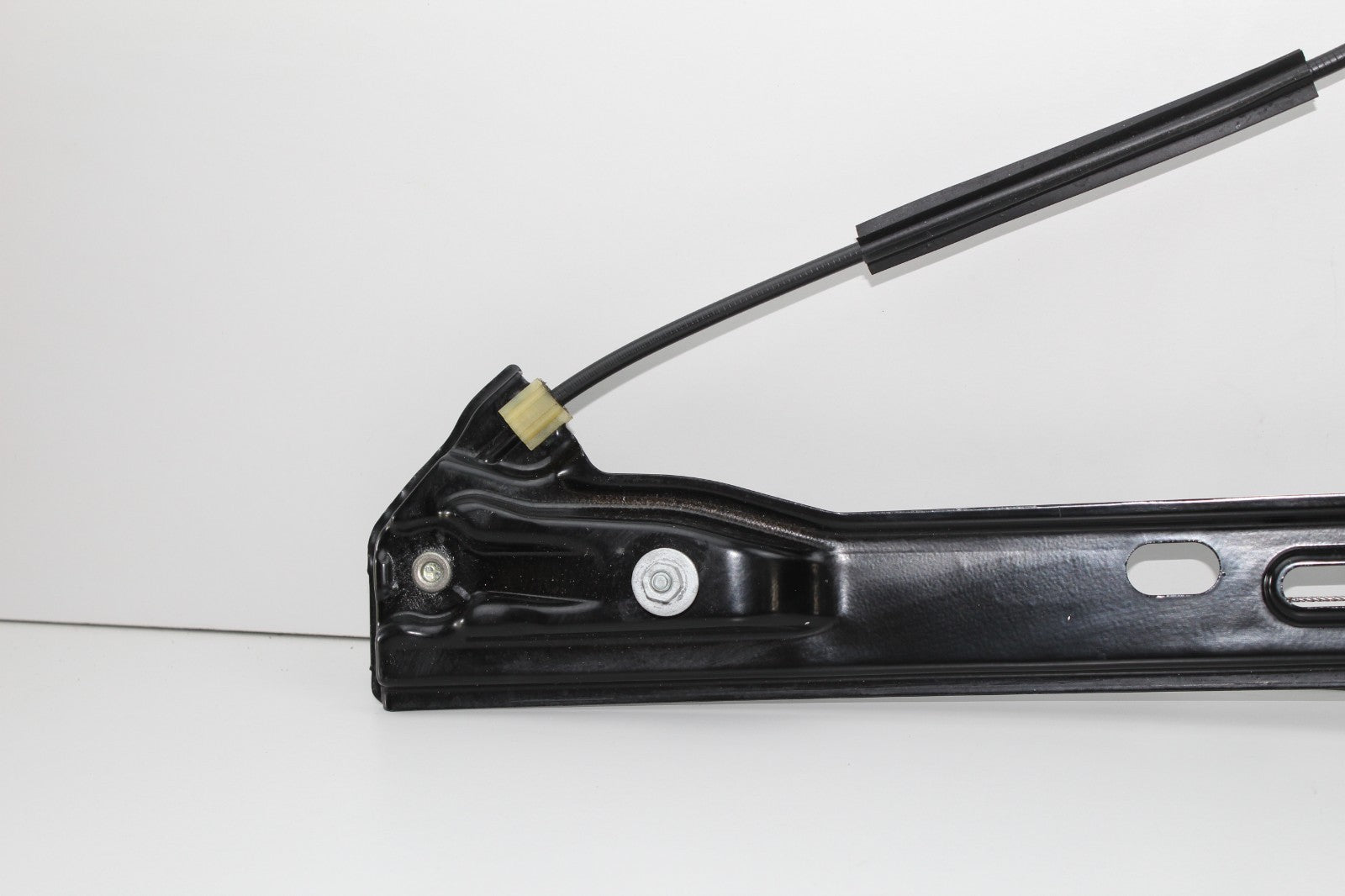 2013-20 FORD TARUS REAR RIGHT DOOR WINDOW MOTOR WITH REGULATOR OEM C03720103