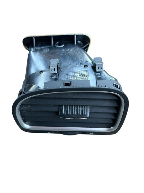 10-14 VW Jetta Left Side Air Vent OEM 5K0 819 709