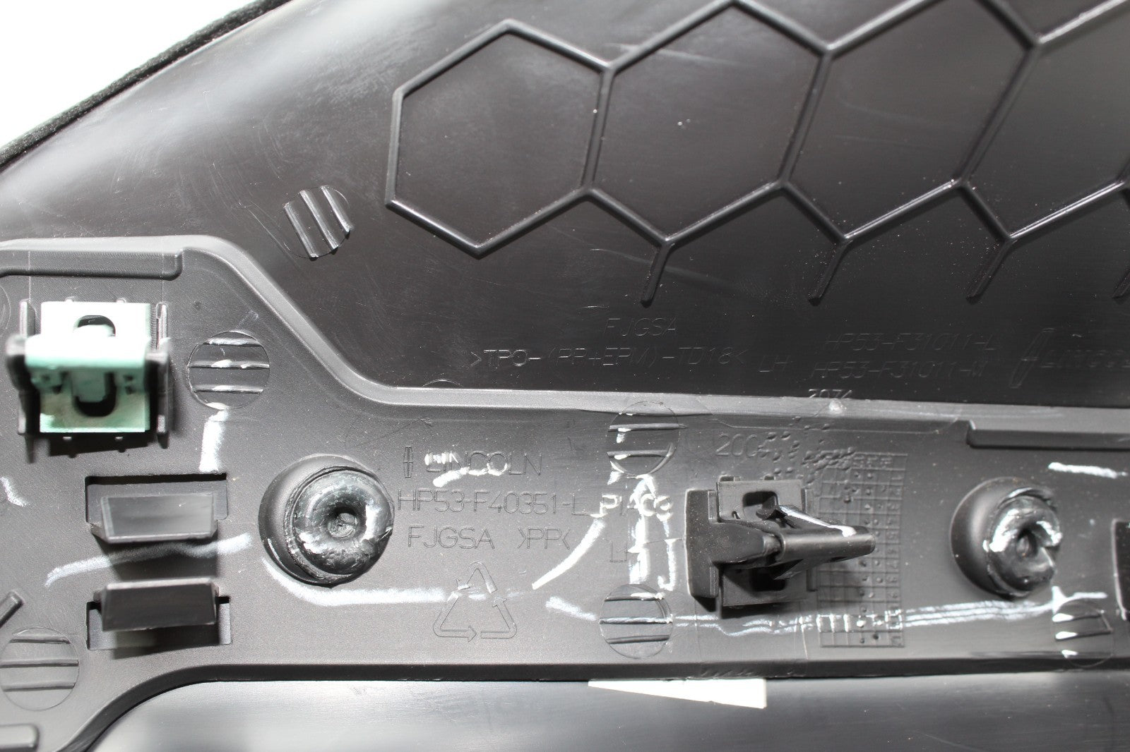 17-20 LINCOLN MKZ REAR LEFT DRIVER SIDEC PILLAR WINDOW PANELTRIM OEM HP53F40351L