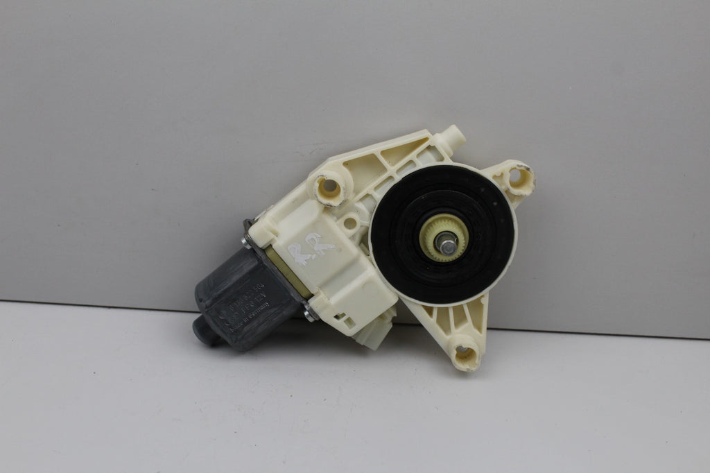 2010-14 MERCEDES E350 REAR RIGHT DOOR WINDOW REGULATOR MOTOR OEM A2048200642