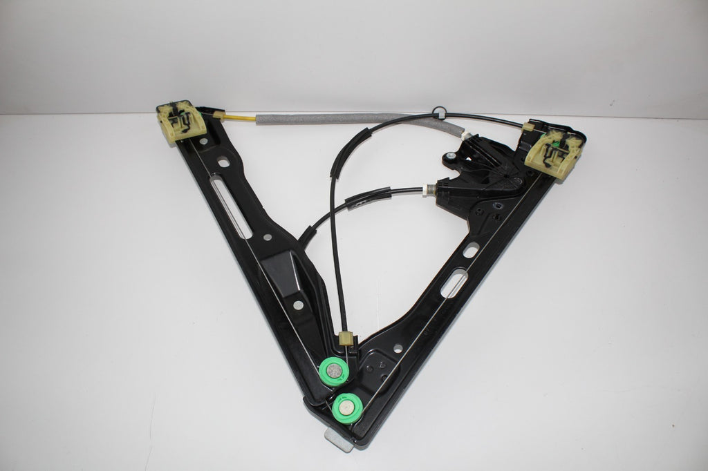 2014-18 FORD TAURUS FRONT RIGHT WINDOW REGULATOR WITH MOTOR OEM 00371B