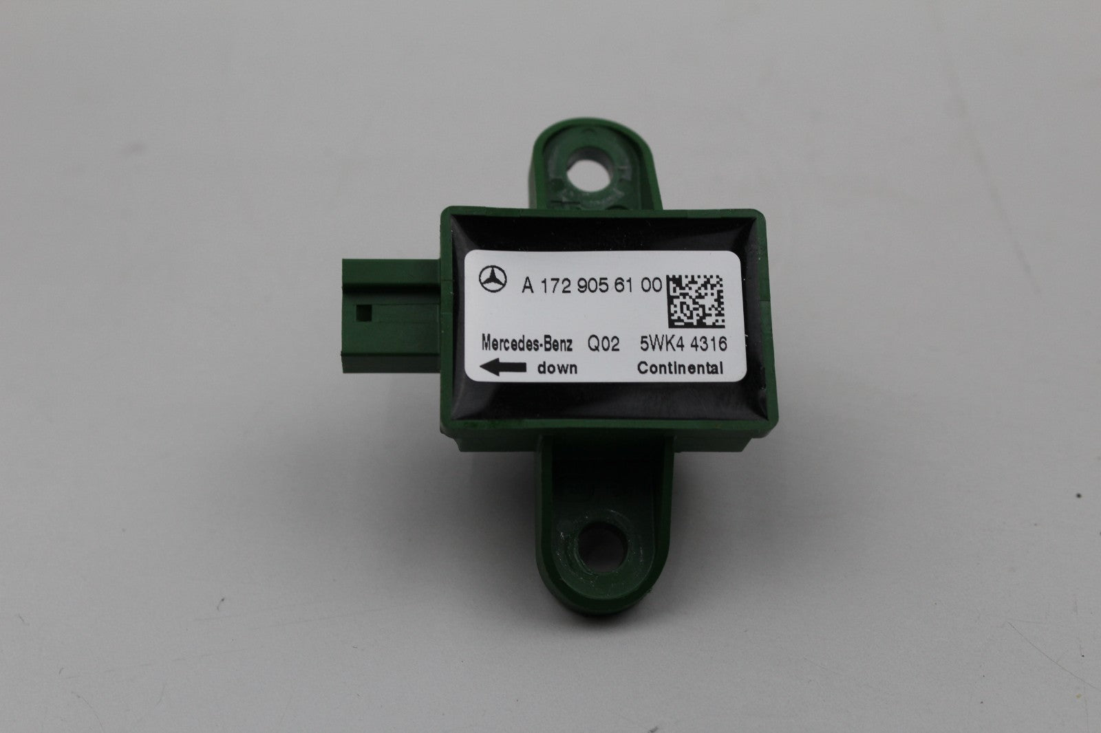 MERCEDES E350 FRONT IMPACT SENSOR OEM A1729056100