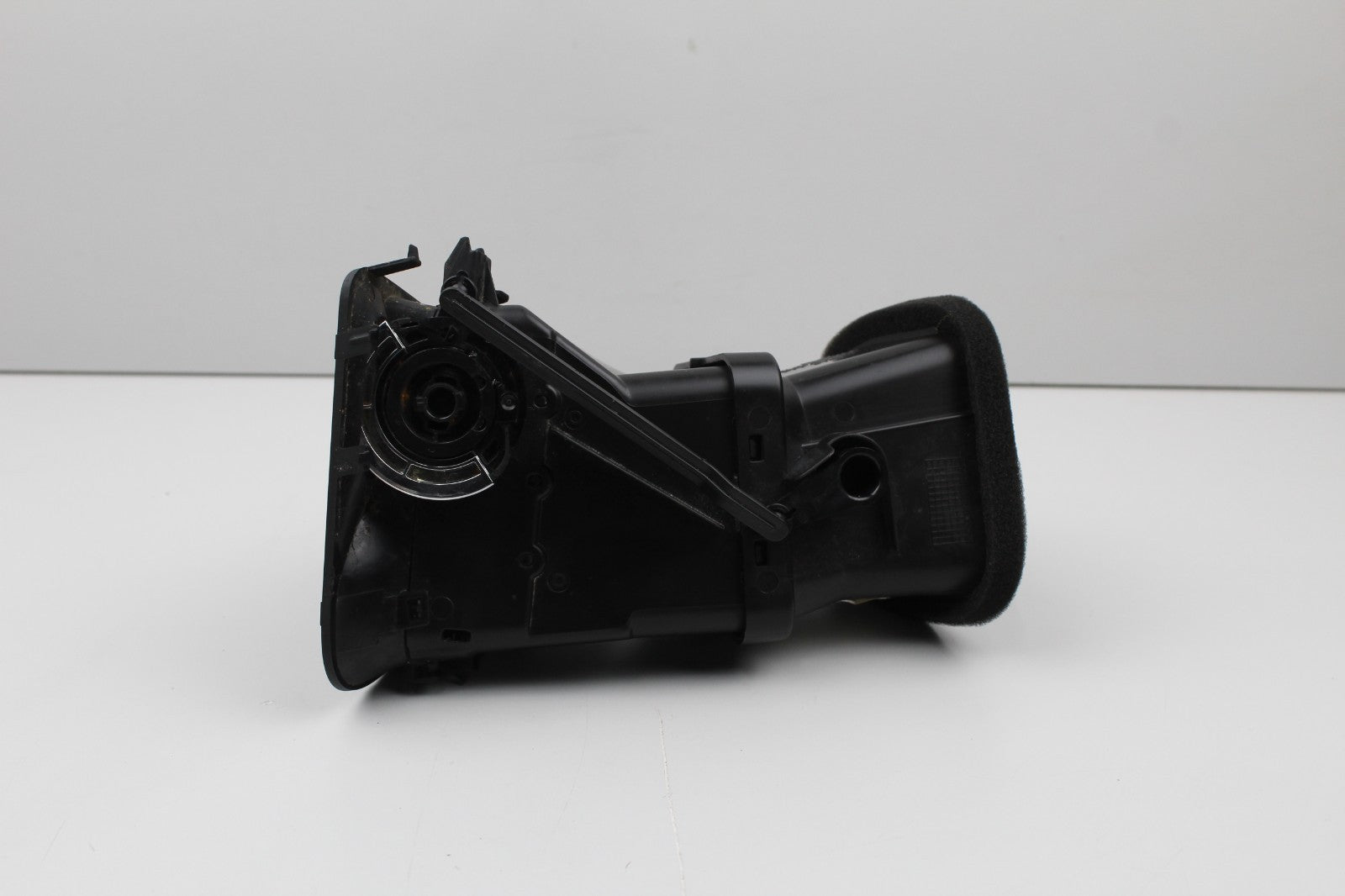2016-23 DODGE CHALLENGER OUTER LEFT AC AIR VENT OEM 5LE16TRMAA