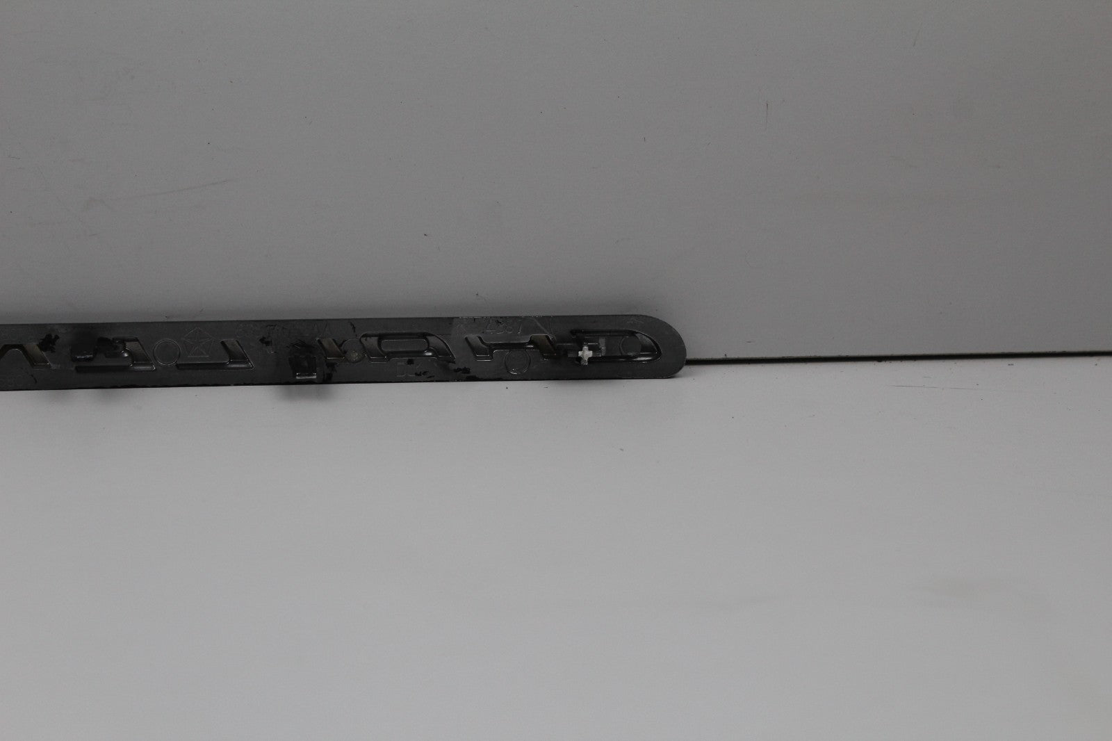 2015-18 DODGE CHALLENGER EMBLEM LOGO OEM 68290807AB