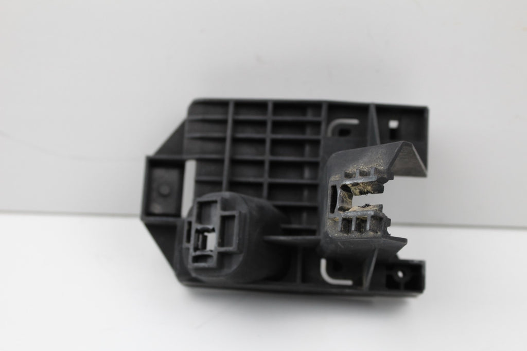 Volkswagen VW OEM Bracket Holder Mount Right RH 17A907456 Genuine