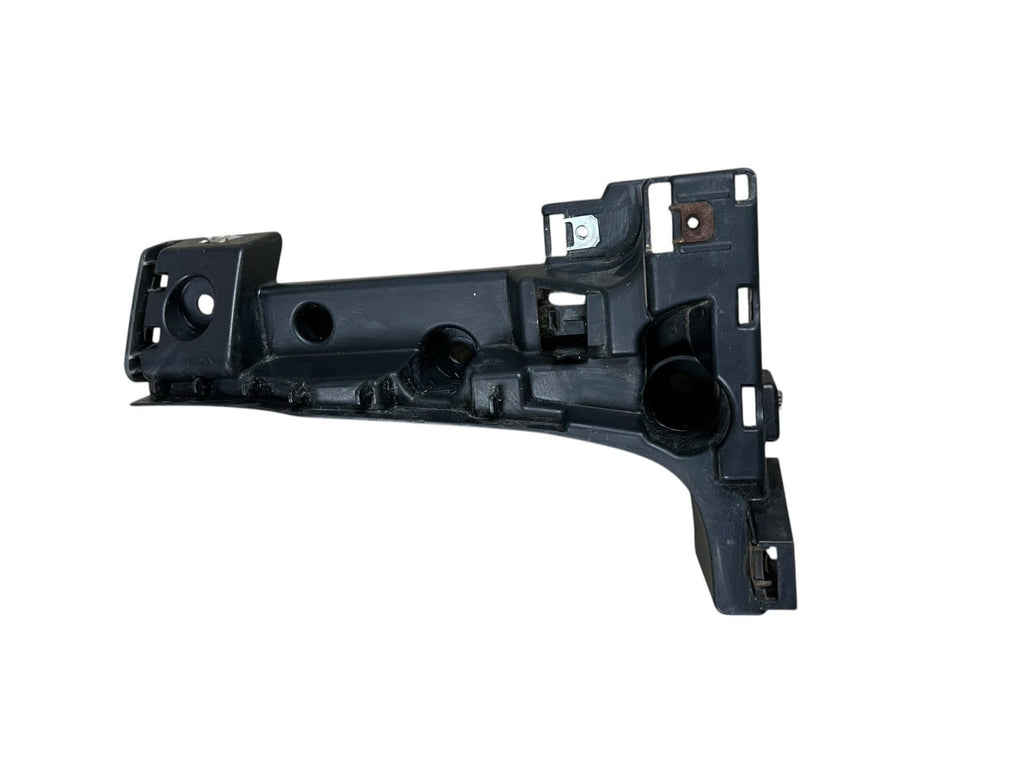 2007-2013 BMW X5 Rear Right Bumper Mount Bracket Corner 7226936 OEM