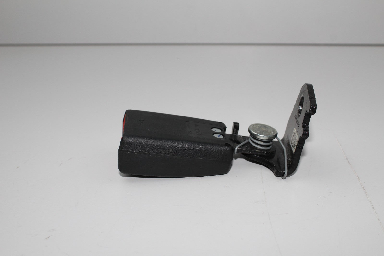 2017 LINCOLN MKZ REAR RIGHT SEAT BELT BUCKLE OEM 34206425A
