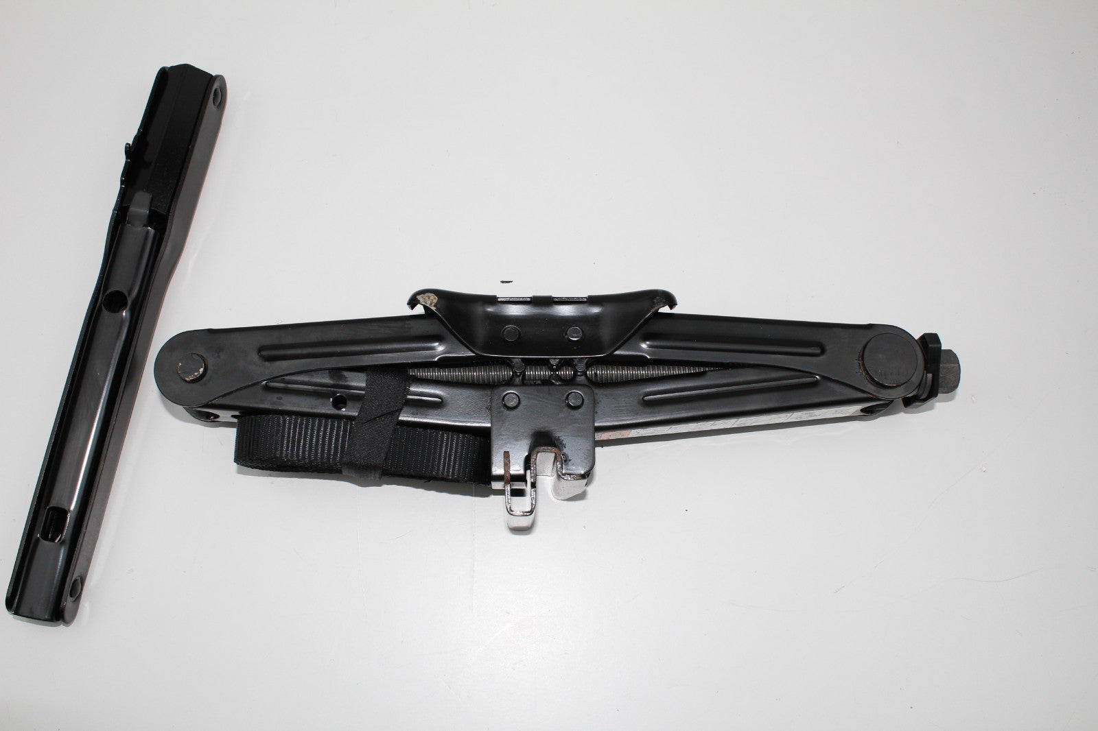 2917 LINCOLN MKZ SPARE TIRE JACK LIFT TOOL OEM HP5C17A078AA