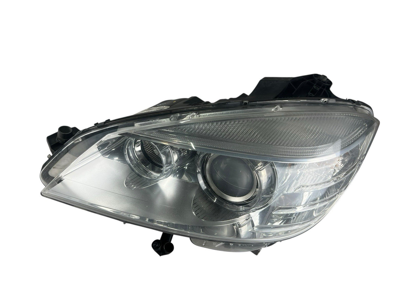 2008-2011 Mercedes Benz C300C350 W204 Driver Left Xenon Headlight OEMA2048203361