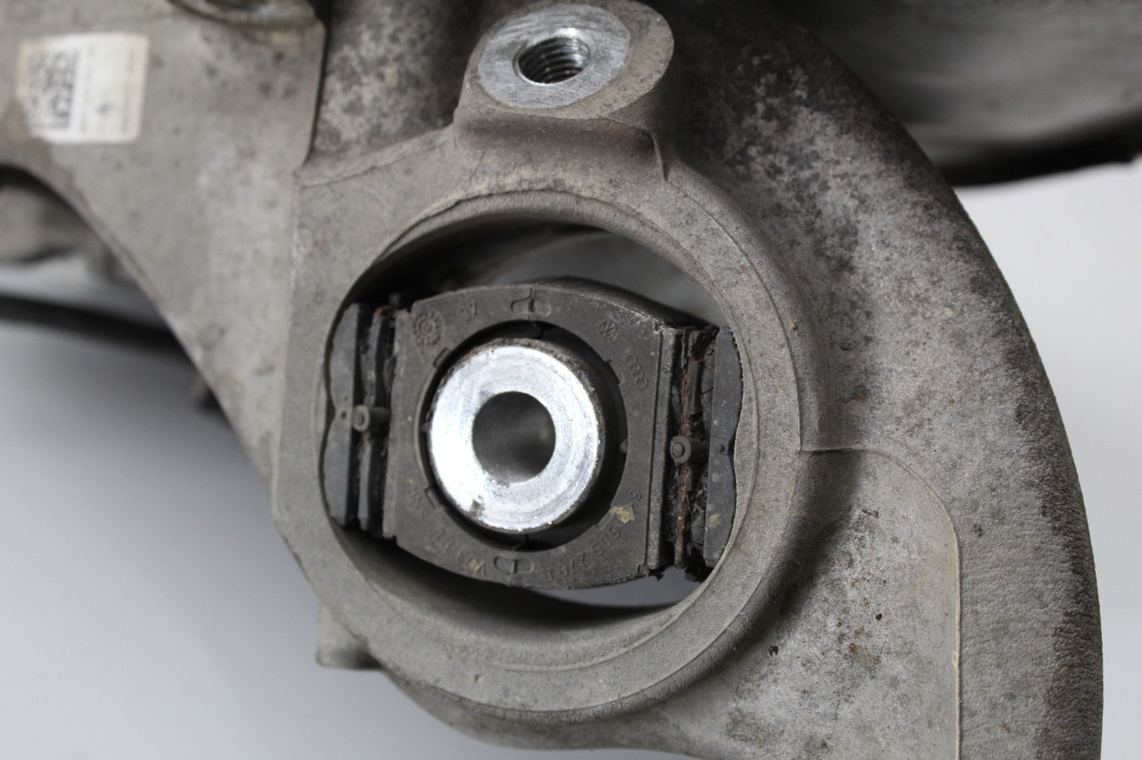 2008-2017 Audi S5 Rear Left LH Suspension Knuckle Spindle Hub Bearing OEM 8K0505