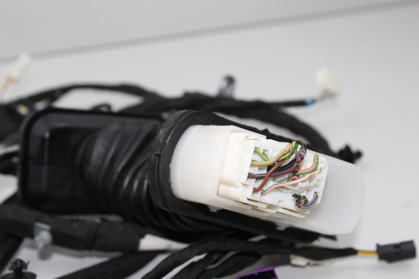 2014-16 LINCOLN MKZ  FRONT DOOR WIRING HARNESS OEM 16238DC
