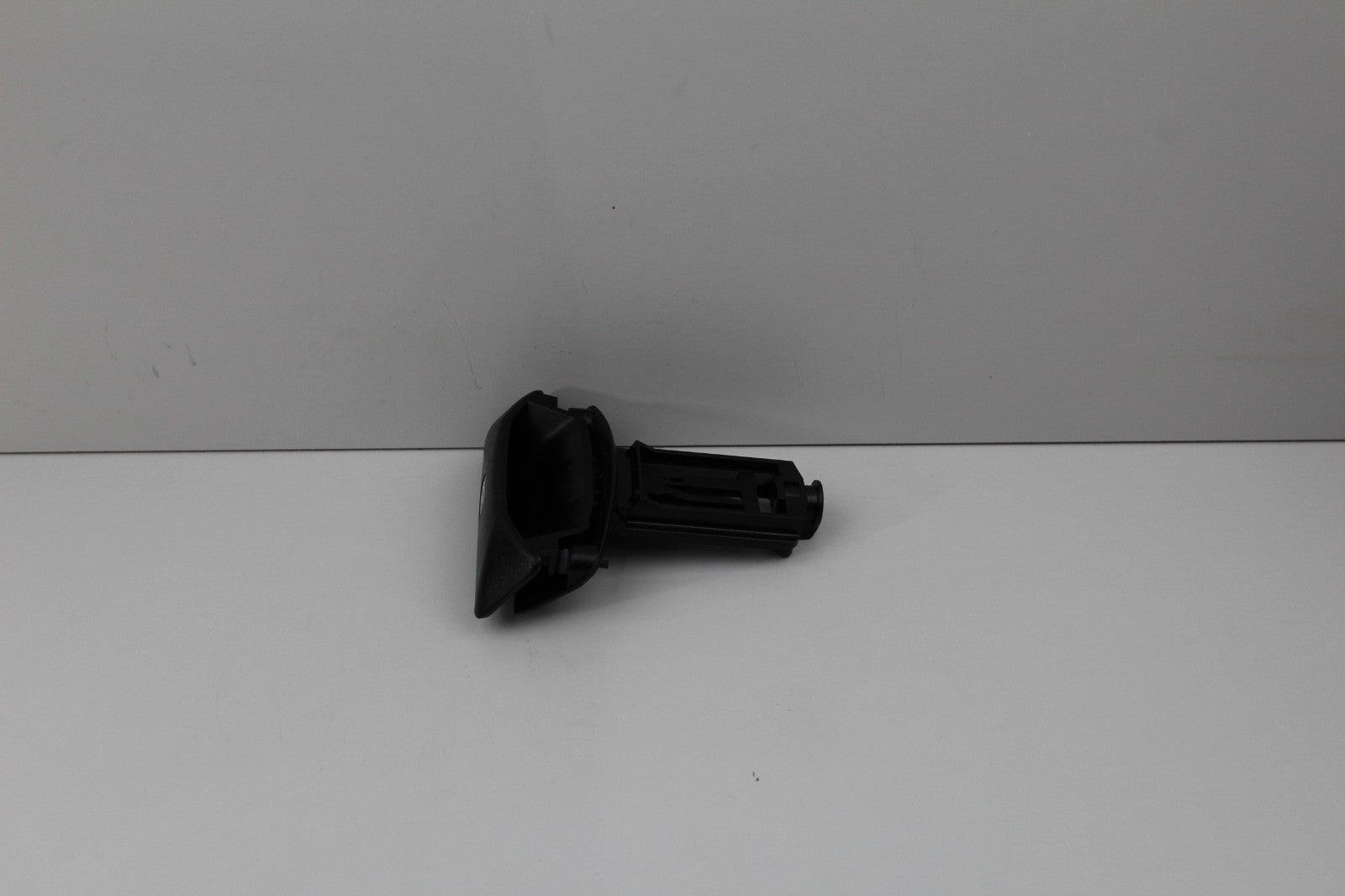 2010 -14 MERCEDES E350 PARKING RELEASE BRAKE SWITCH OEM A2044200177