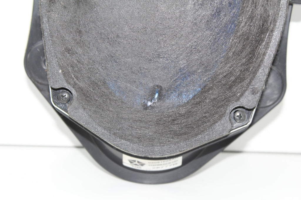 2015 -23 DODGE CHALLENGER FRONT LEFT DOOR SPEAKER OEM 52851560AA
