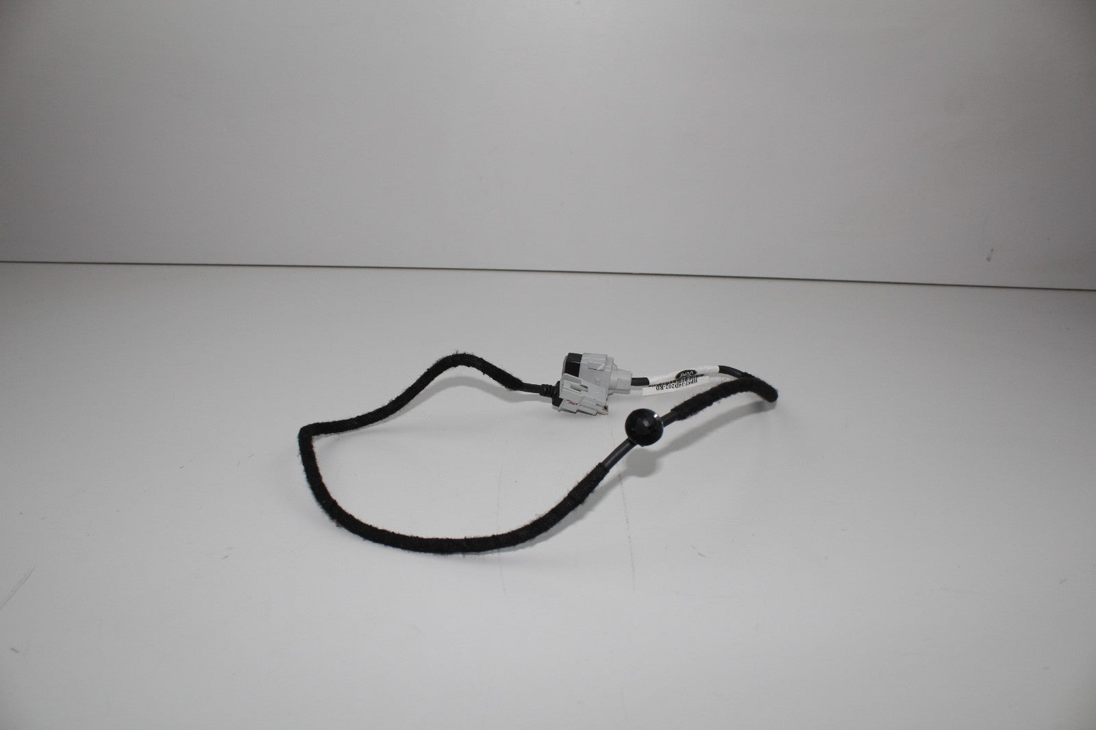 2017-2020 LINCOLN MKZ CENTER CONSOLE MEDIA CONNECTOR WIRE WIRING CABLE OEM