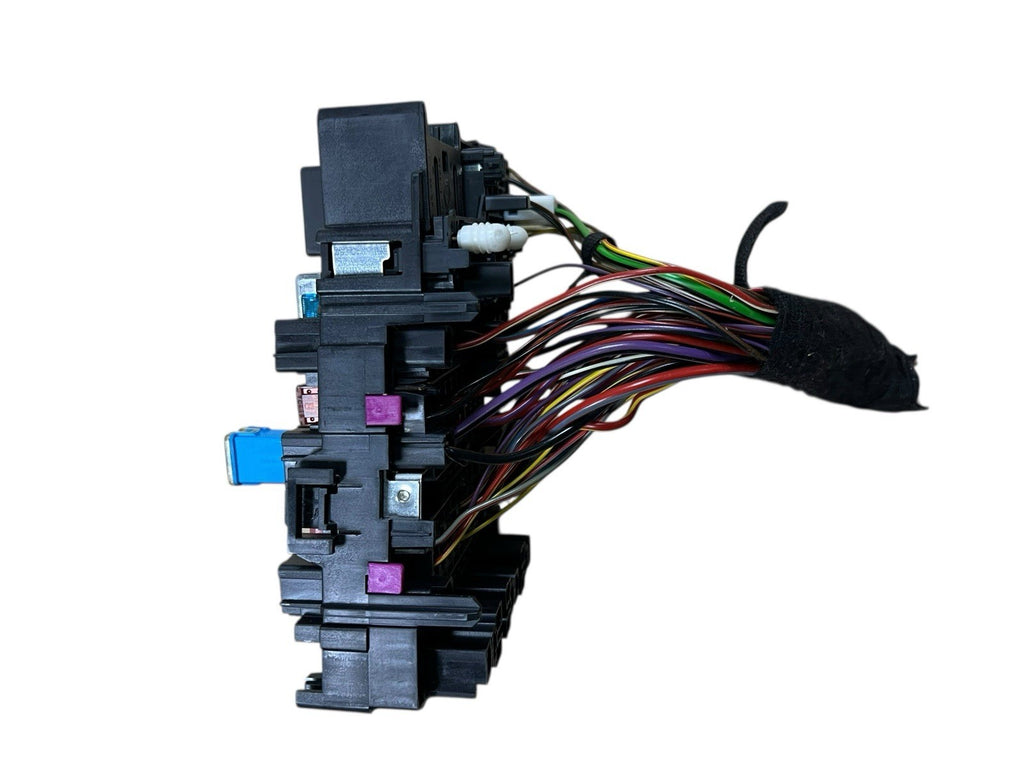 2015-18  Audi A3 S3 Fuse Box OEM 5Q0 937 615 C