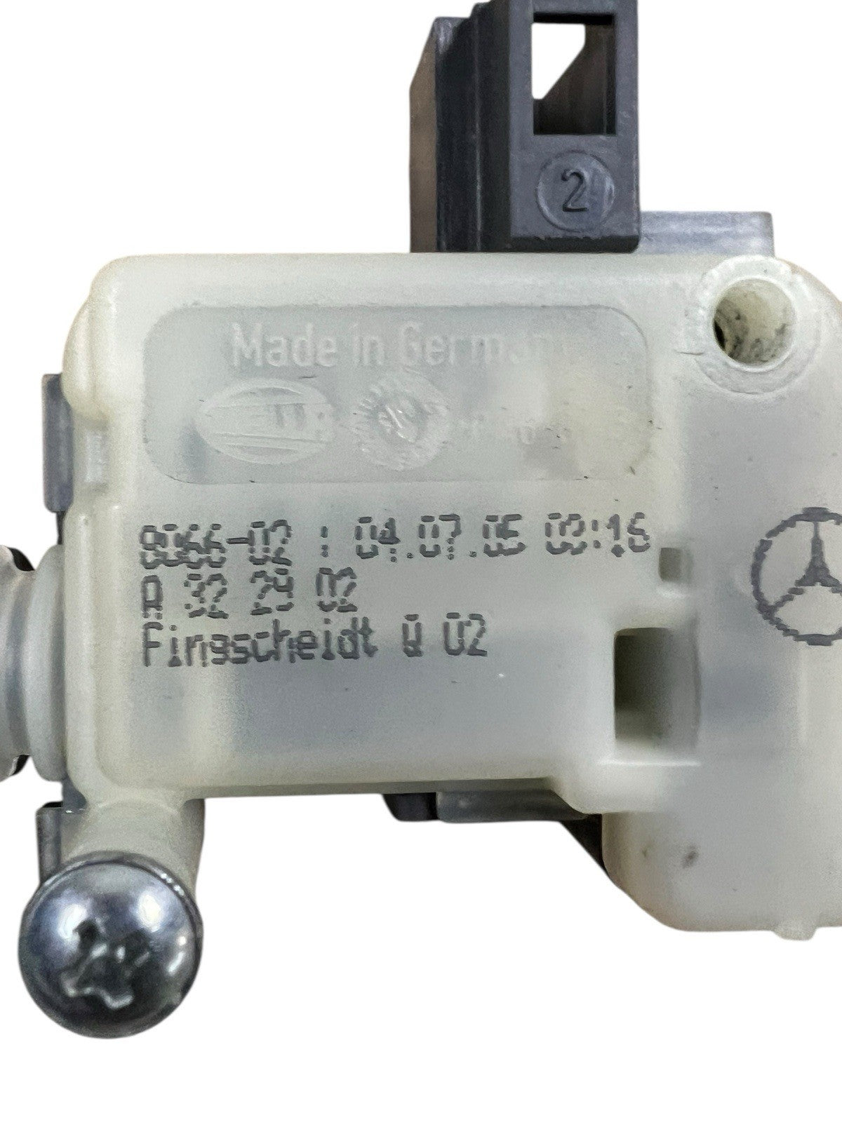 2003-2009 Mercedes-Benz E-Class Rear Headrest Folding Actuator A322902 OEM