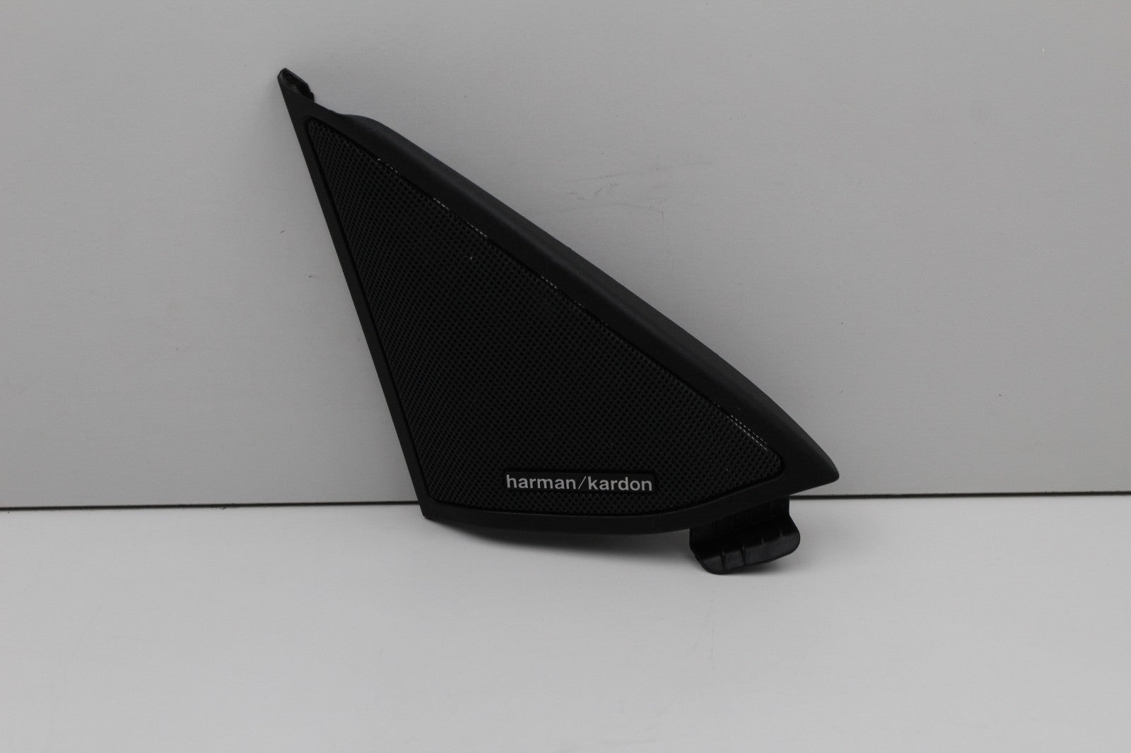 2010-16 MERCEDES E350 HARMON KARDON FROND LEFT DOOR SPEAKER COVER OEM 