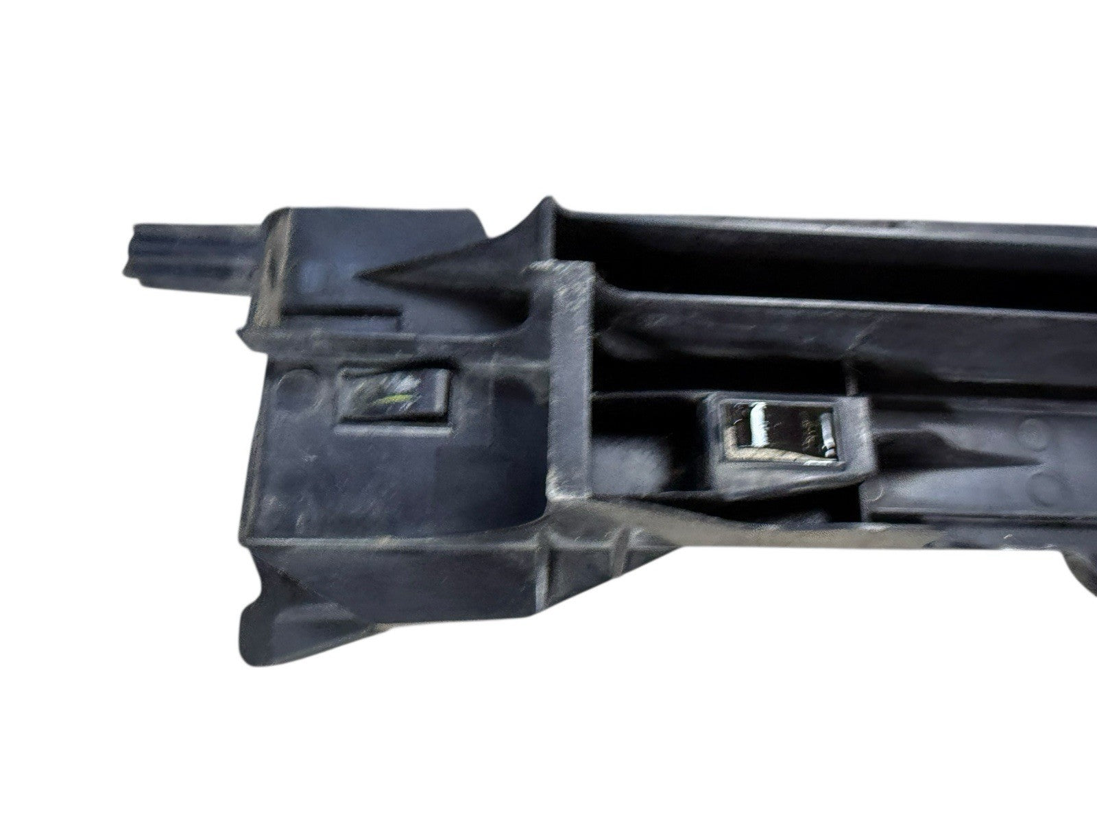 2011 BMW X5 Right Radiator Module Mount Bracket Support OEM 7799762