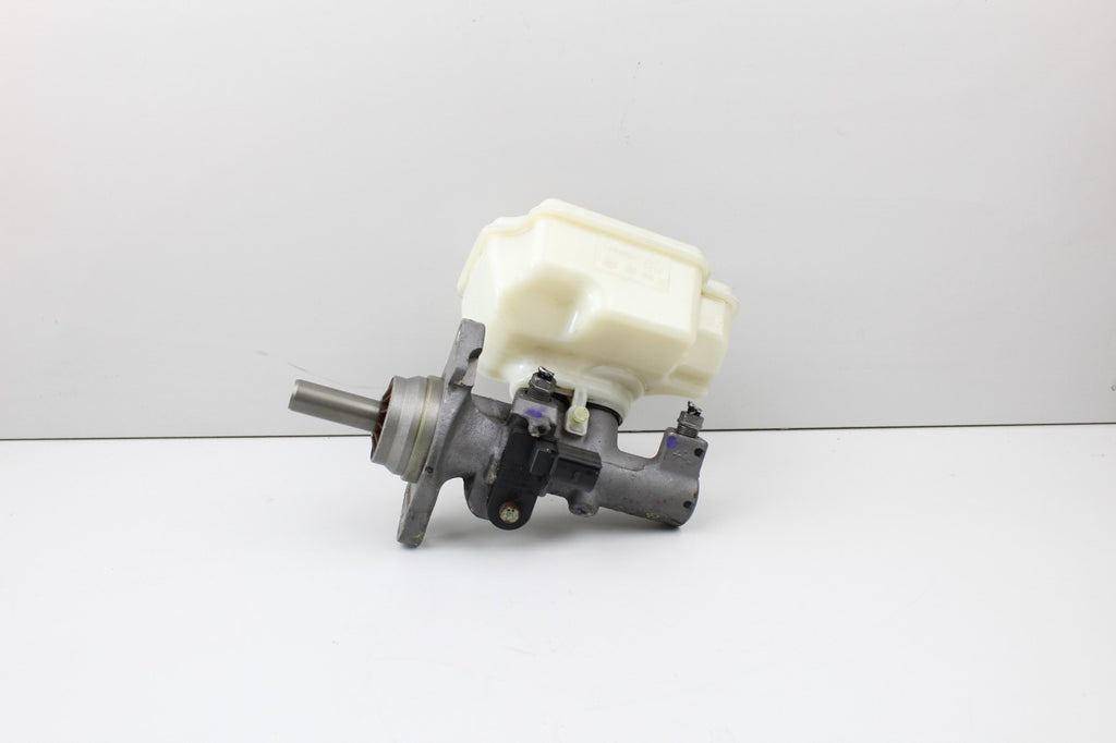 2005-2014 VW Audi Brake Master Cylinder Reservoir 1K1611301E OEM