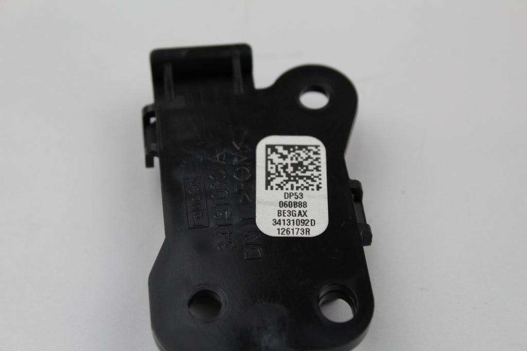 17-20 LINCOLN MKZ FRONT RIGHT PASSENGER SIDE CENTER CONSOLE LATCH OEM DP53060B88