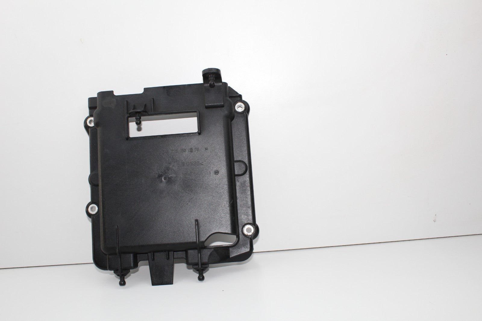 2012-16 MERCEDES E350 ECU BRACKET OEM A2761500276