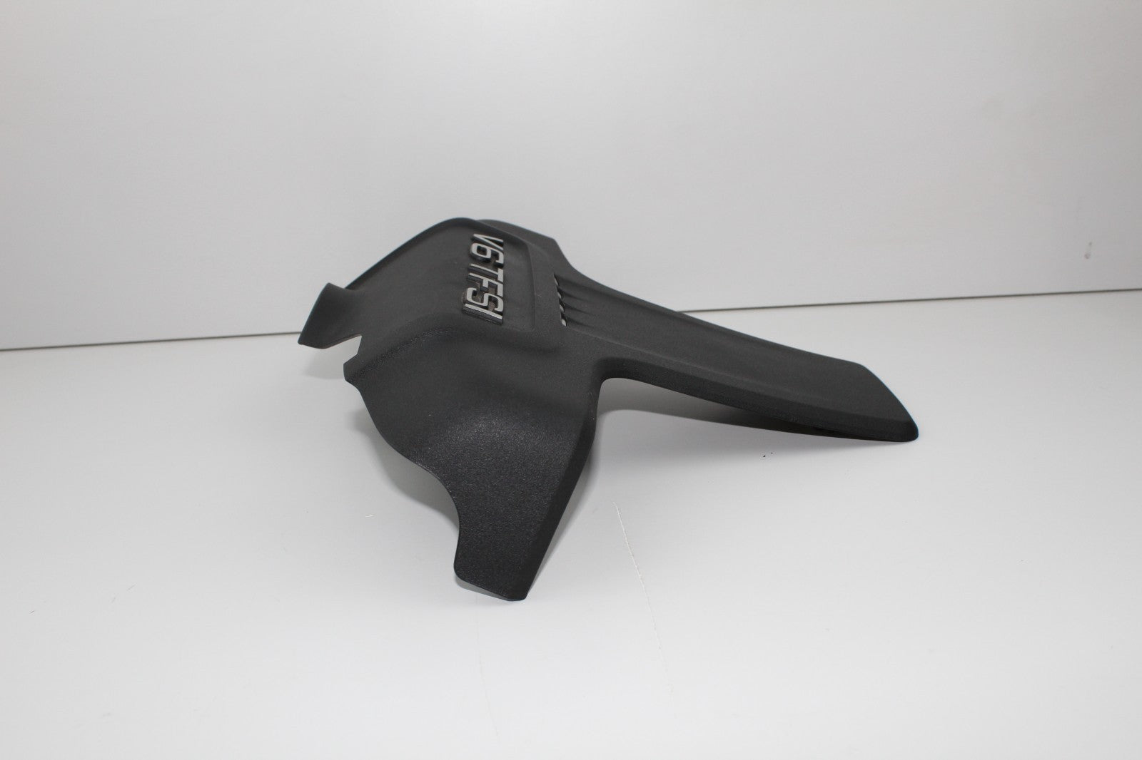 2012-15 AUDI A4 FRONT ENGINE COVER TRIM OEM 06E103927K