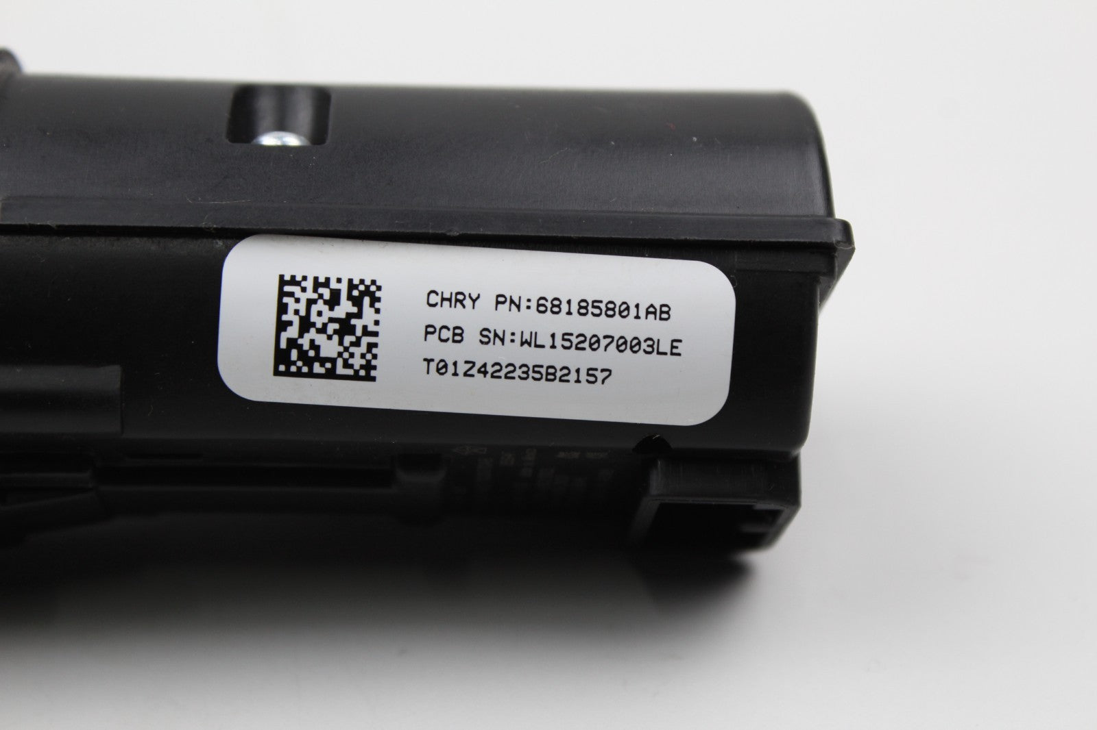 2015 DODGE CHALLENGER PUSH START BUTTON IGNITION SWITCH OEM 68185801AB