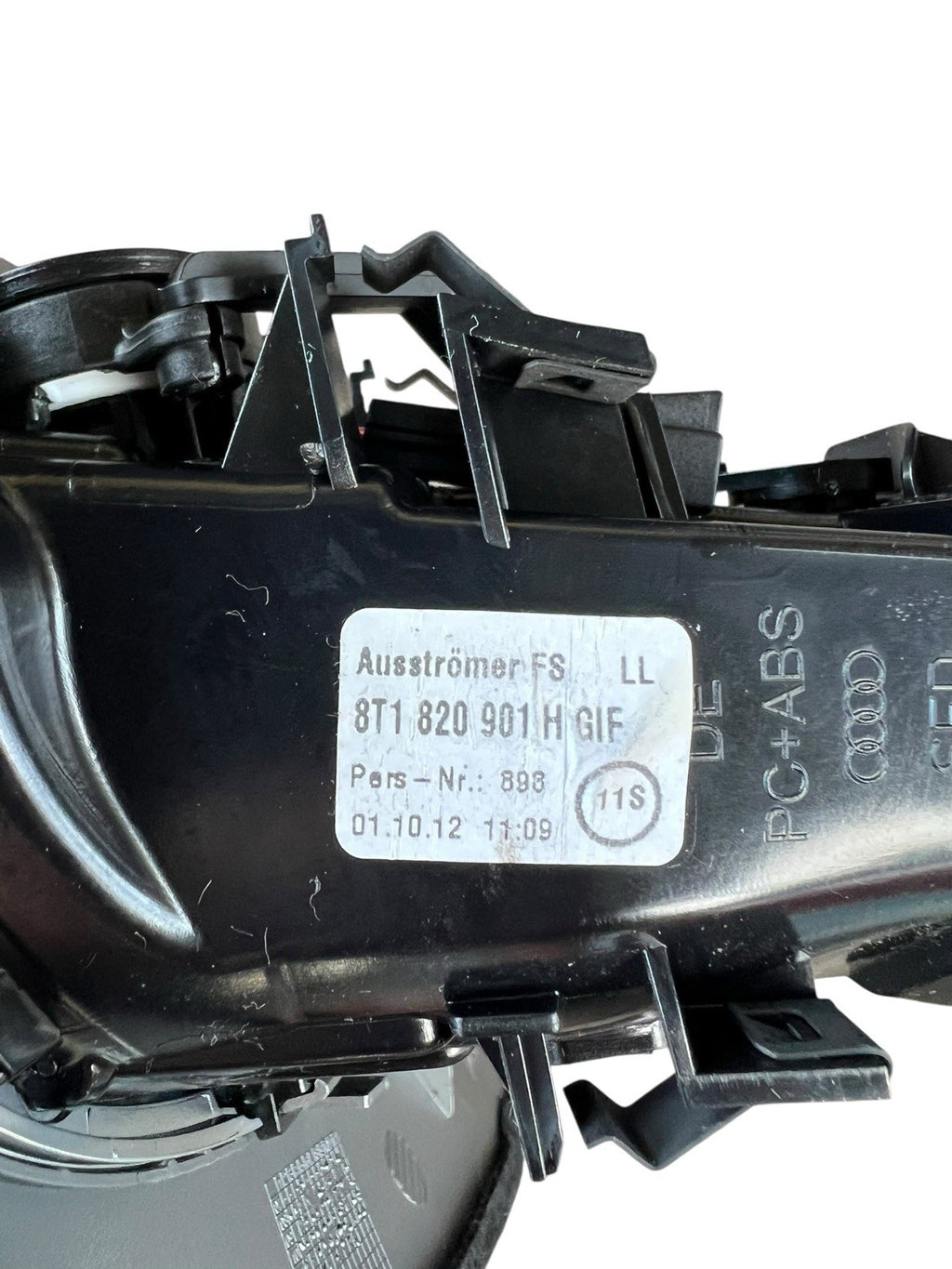 12-17 AUDI  A5 S5 COUPE  FRONT LEFT DRIVER  AC AIR VENT OEM 8T1 820 901 H GIF