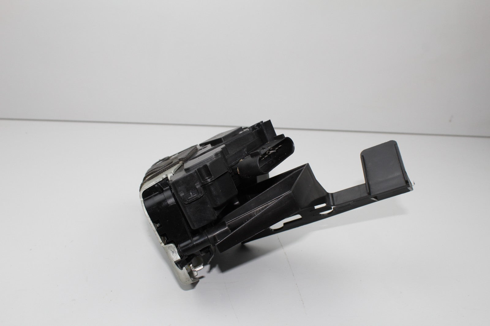 2013-20 LINCOLN MKZ REAR LEFT DOOR LOCK LATCH AUCTUATOR OEM A5426413BH