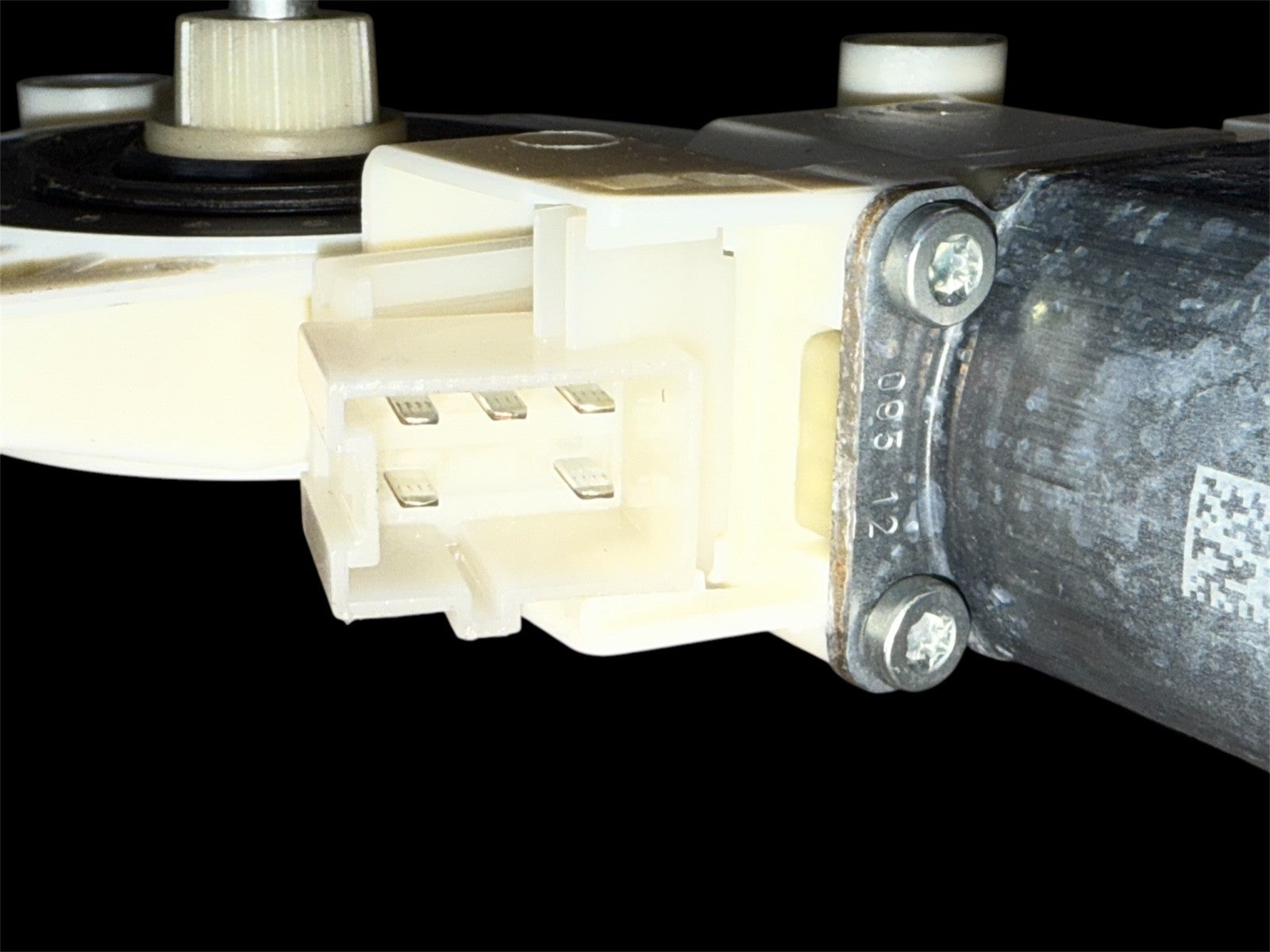 08-16 Mercedes-Benz E350 Front Left Door Window Regulator Motor OEM A2048200142