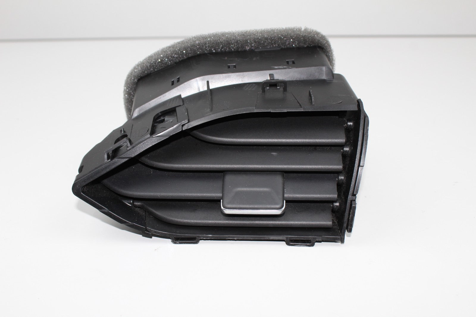 2017-20 LINCOLN MKZ RIGHT SIDE DASH DASHBORD OUTER AC AIR VENT OEM HP5319893A