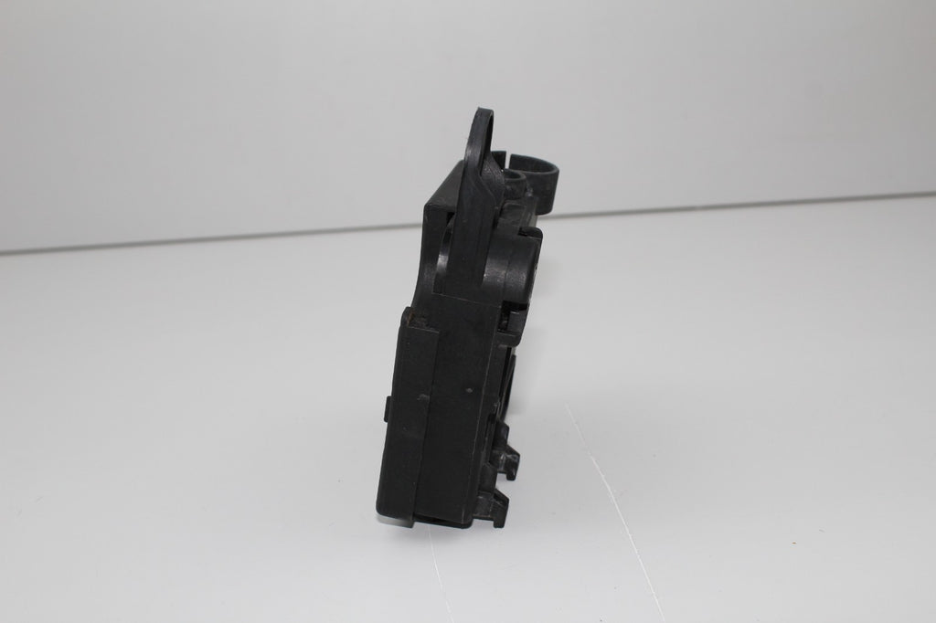2009-12 AUDI A4 BATTERY JUNCTION BOX OEM 8K0937517A