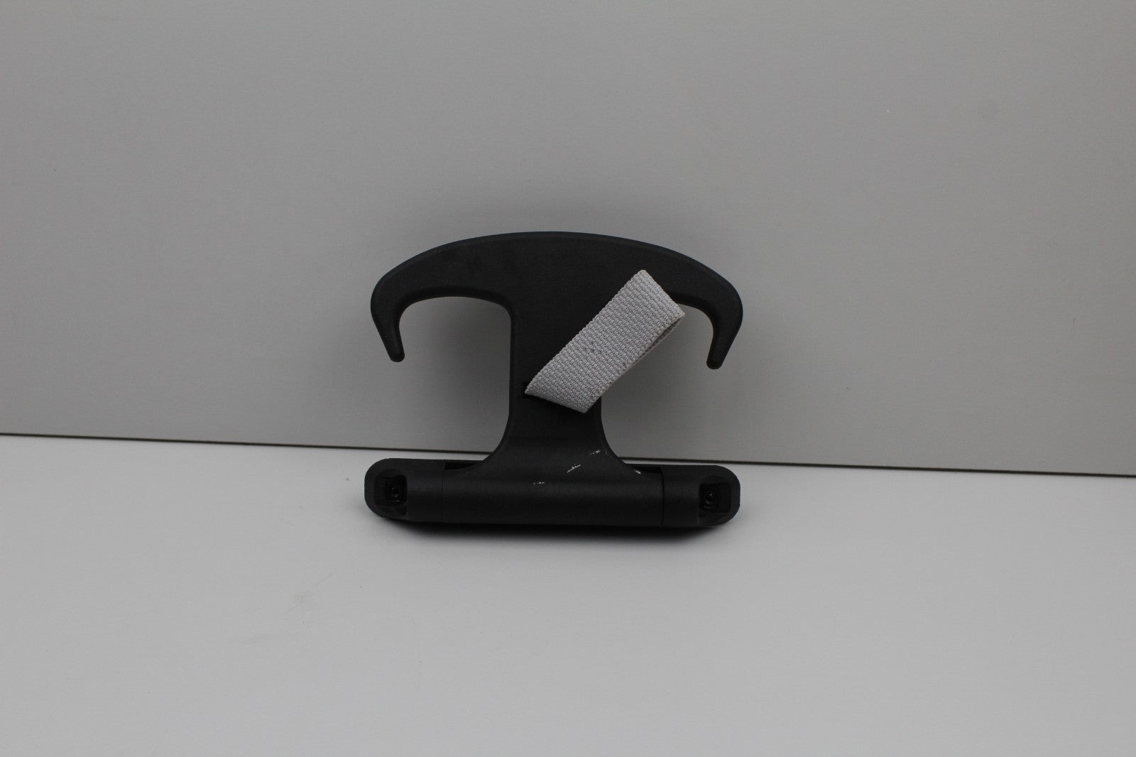 2010-16 MERCEDES E350 TRUNK STORAGE HOOK OEM A2128100040