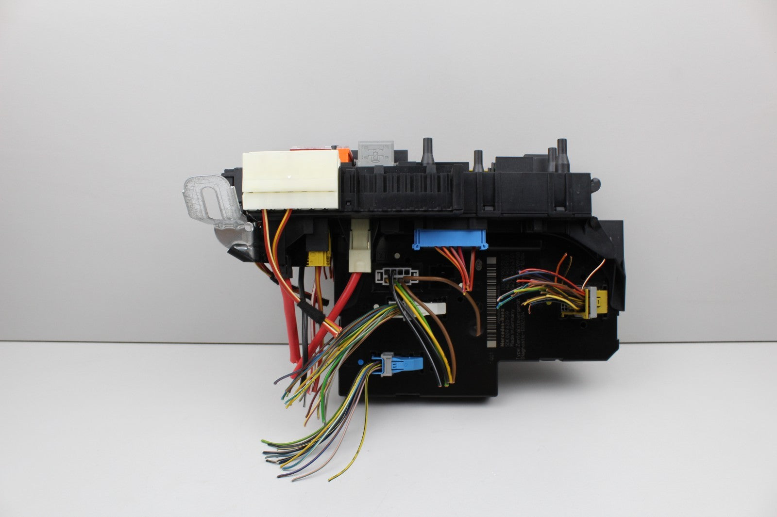 2010-13 MERCEDES E350 REAR FUSE SAM RELAY FUSE BOX OEM 5DK00962059