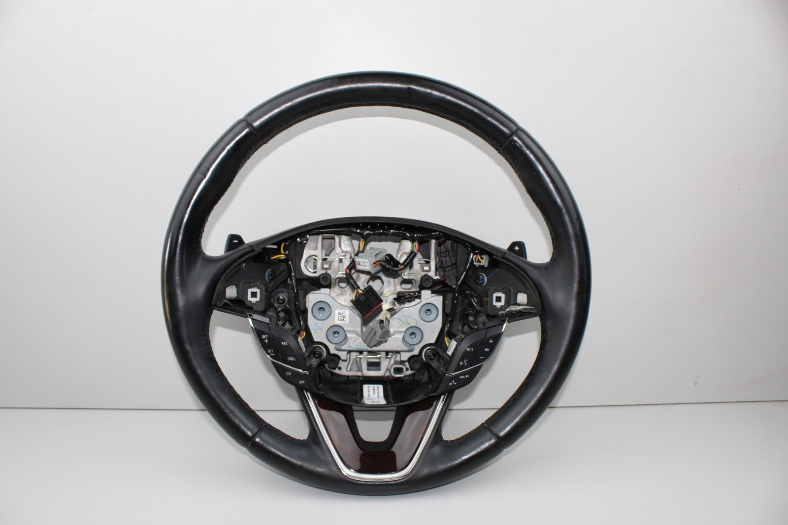 2015-20 LINCOLN MKZ STEERING WHEEL WITH SHIFTERS OEM FP533F563