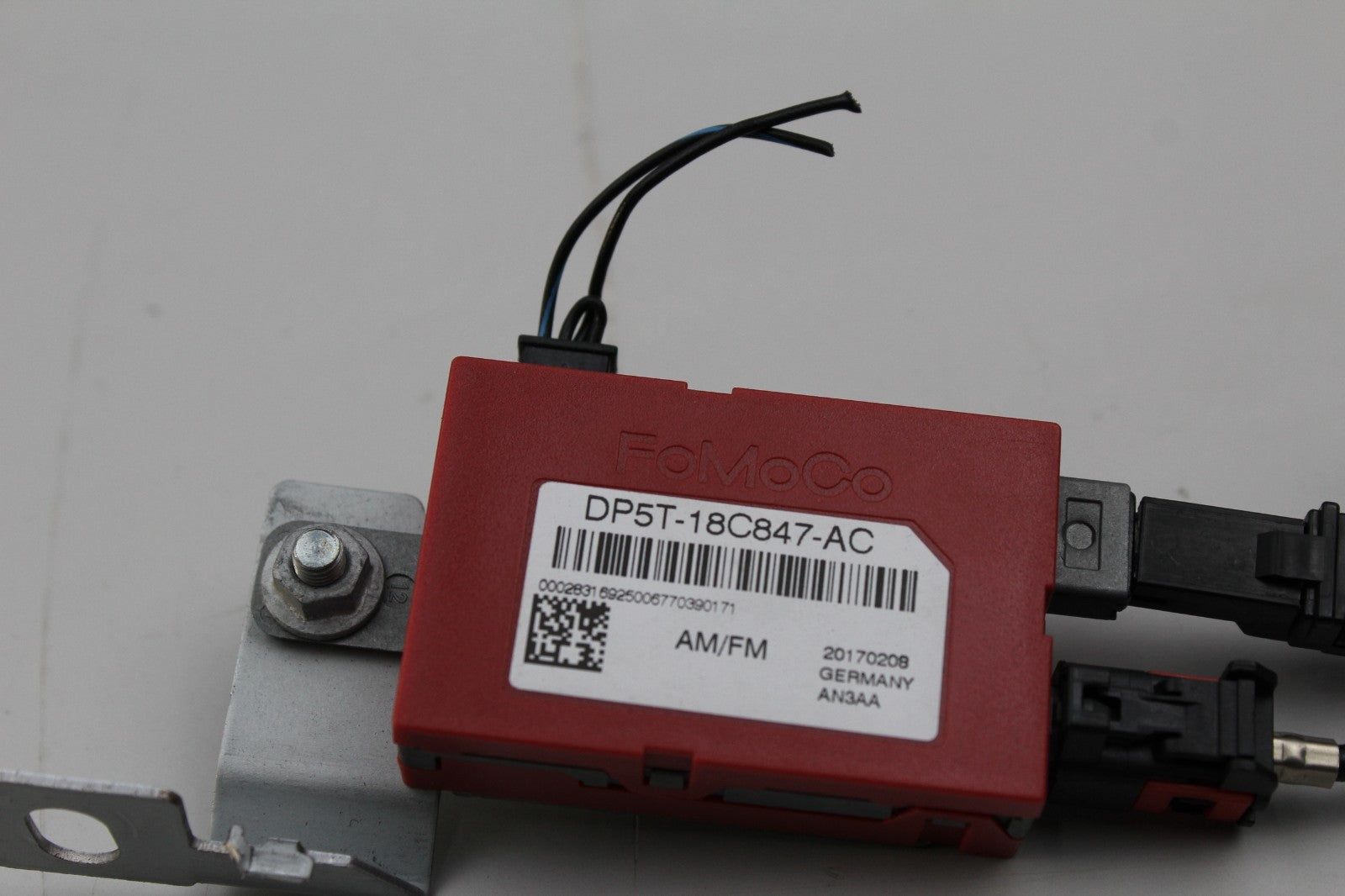 2013-2020 LINCOLN MKZ AM FM RADIO ANTENNA AMP AMPLIFIER BOOSTER MODULE OEM