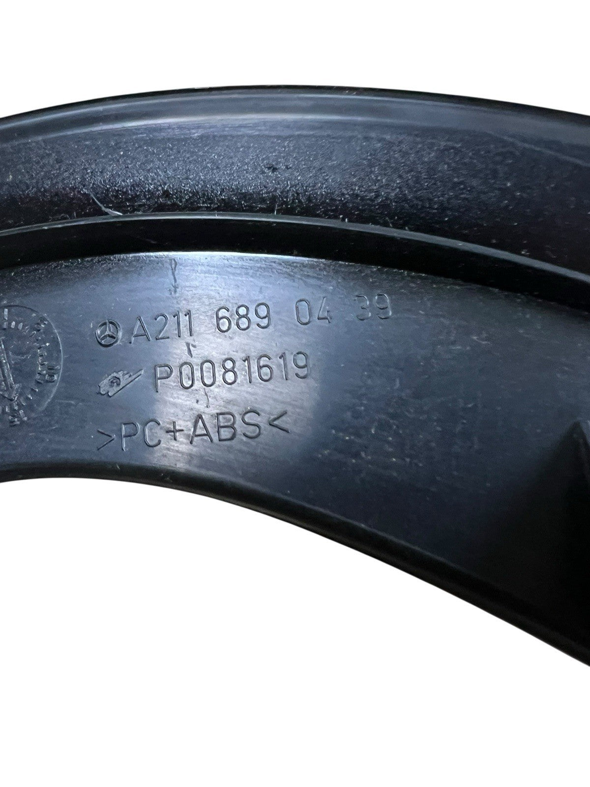 03-09 MERCEDES OEM E350 INSTRUMENT CLUSTER BEZEL TRIM PANEL COVER A2116890439