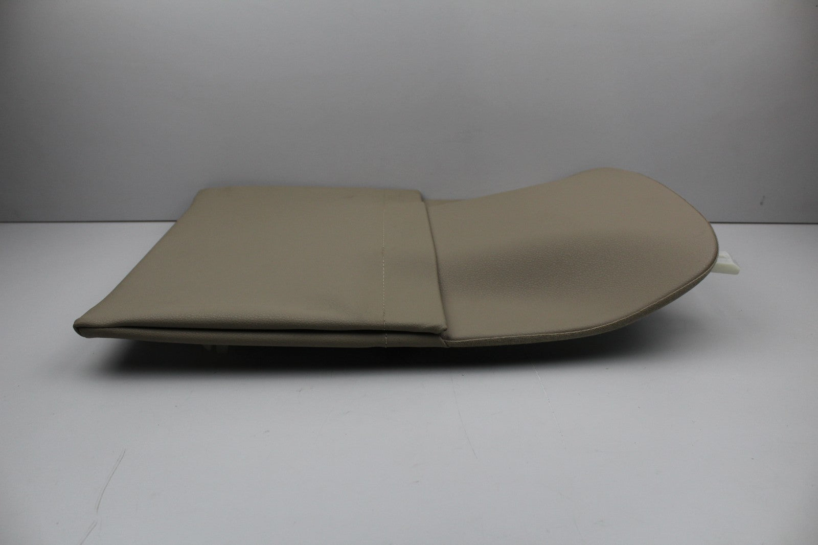2008-14 MERCEDES C350 FRONT SEAT BACK COVER PANNEL OEM