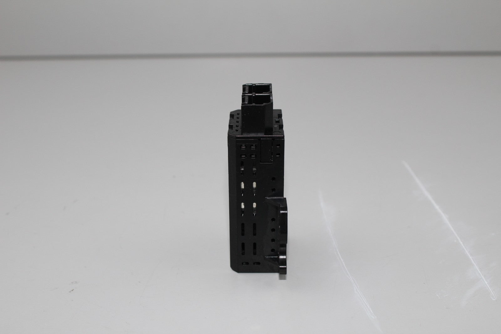 2017-20 LINCOLN MKZ CONTINENTAL CENTER CONSOLE USB CHARGER ADAPTER PORT UNIT OEM