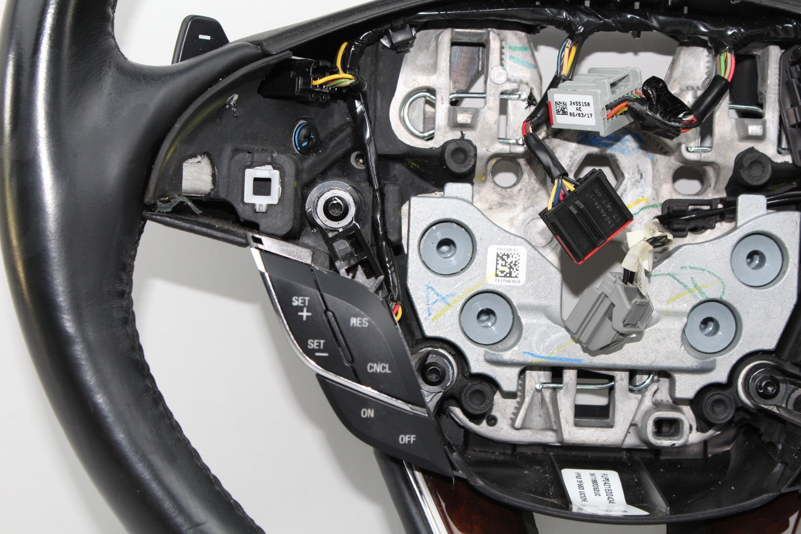 2015-20 LINCOLN MKZ STEERING WHEEL WITH SHIFTERS OEM FP533F563
