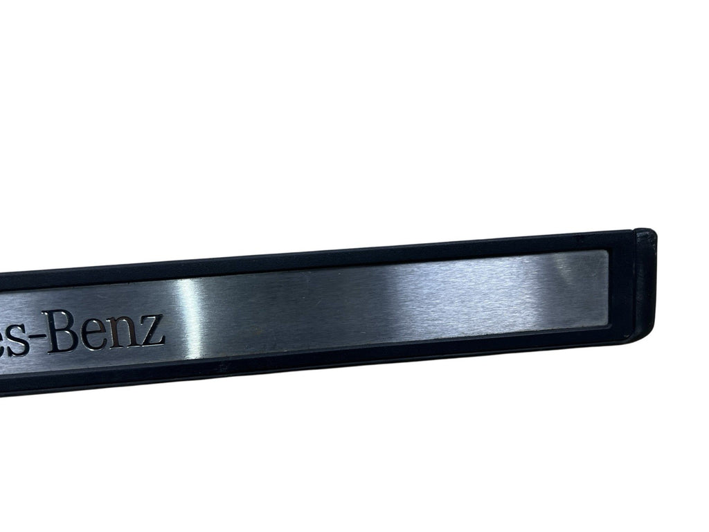 2006 MERCEDES-BENZ E 350 4MATIC Right Front Scuff Guard Trim A2116801435 OEM