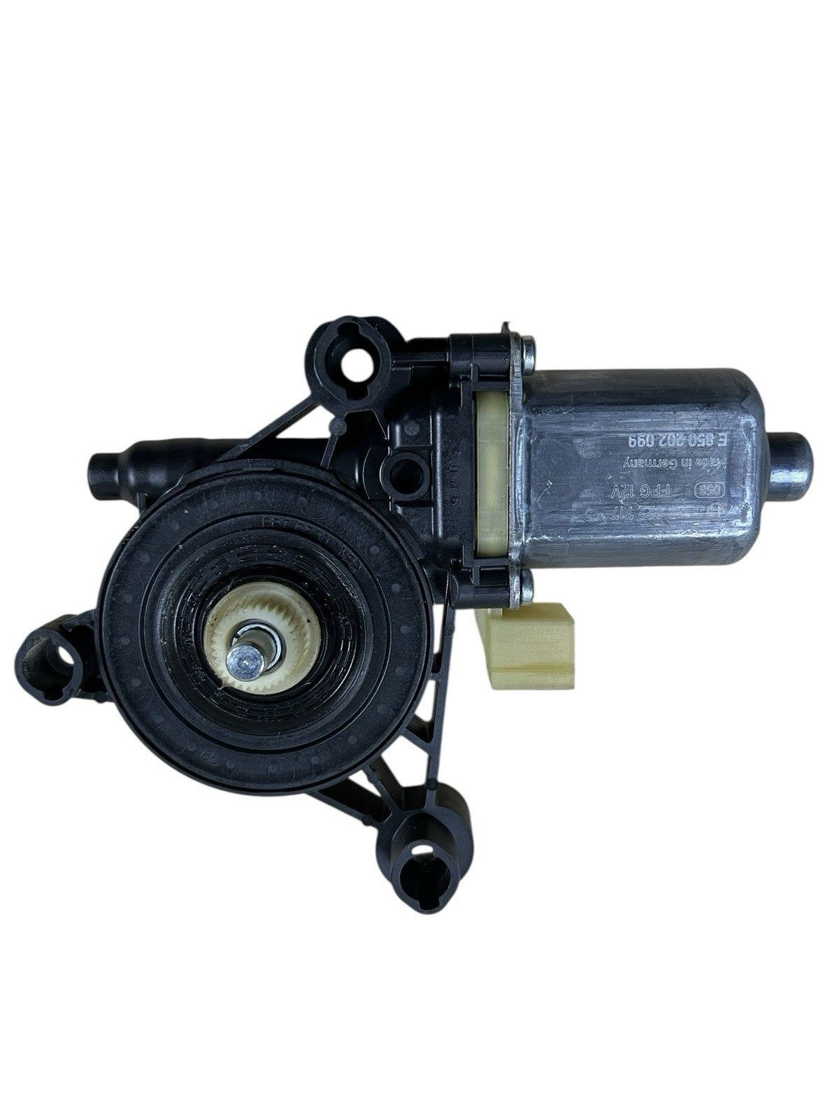 2015 - 2019 Audi A3  Front Right Door Window Motor OEM 0130822717