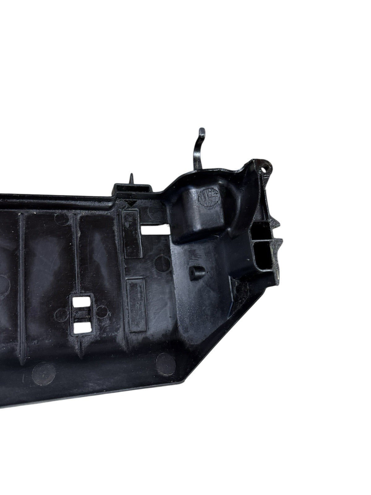 07-13 BMW X5 Radiator Support Bottom Intercooler Bracket OEM 7795909