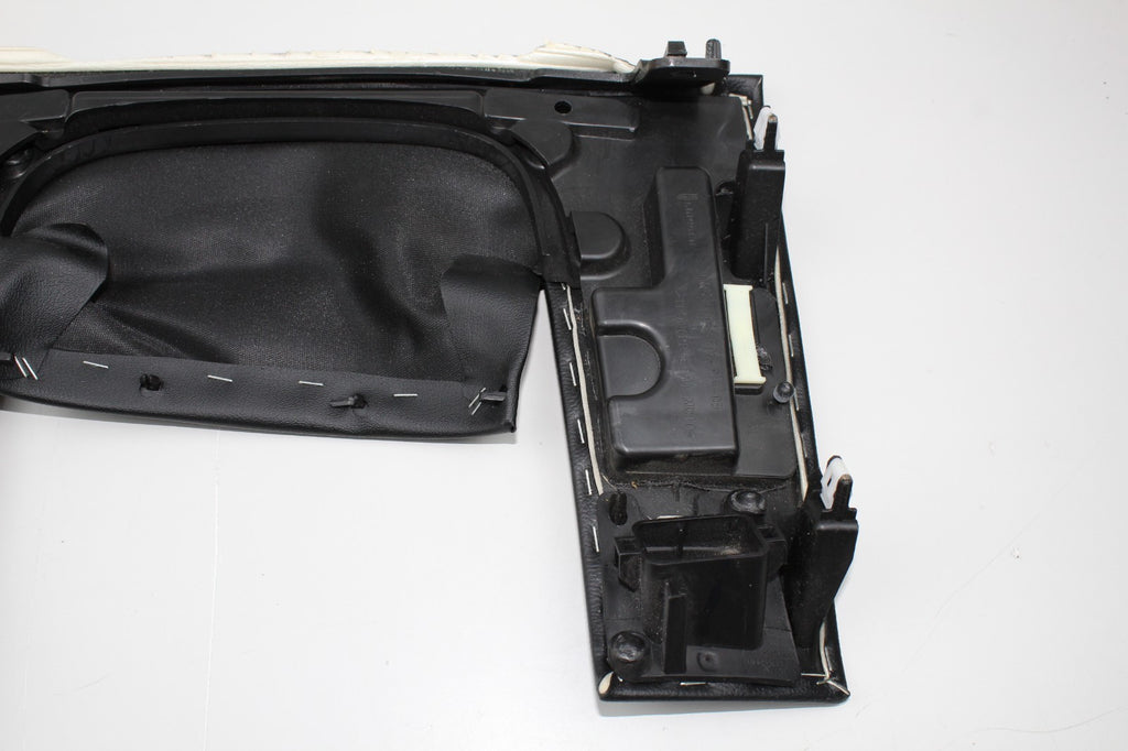 2017-20 LINCOLN MKZ FRONT LEFT DRIVER SIDE UNDER DASH KNEE PANEL OEM HP53F044F08