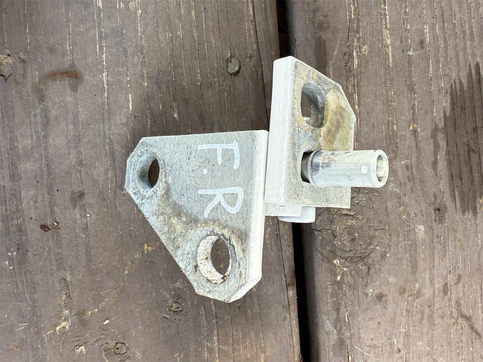 10-14 Volkswagen Jetta Front Passenger Side Door Hinge OEM 1K0 831 402L