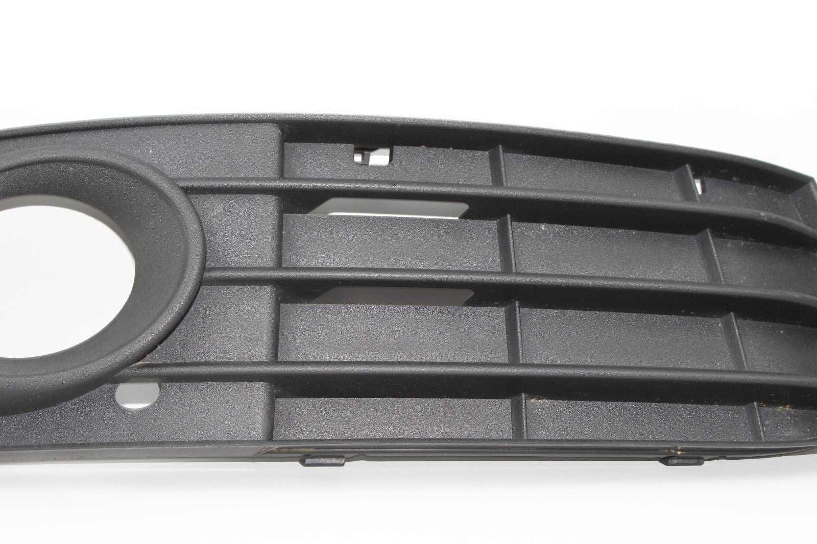 2009-12 AUDI A4 FRONT RIGHT FOG LIGHT GRILLE OEM 8K0807682A