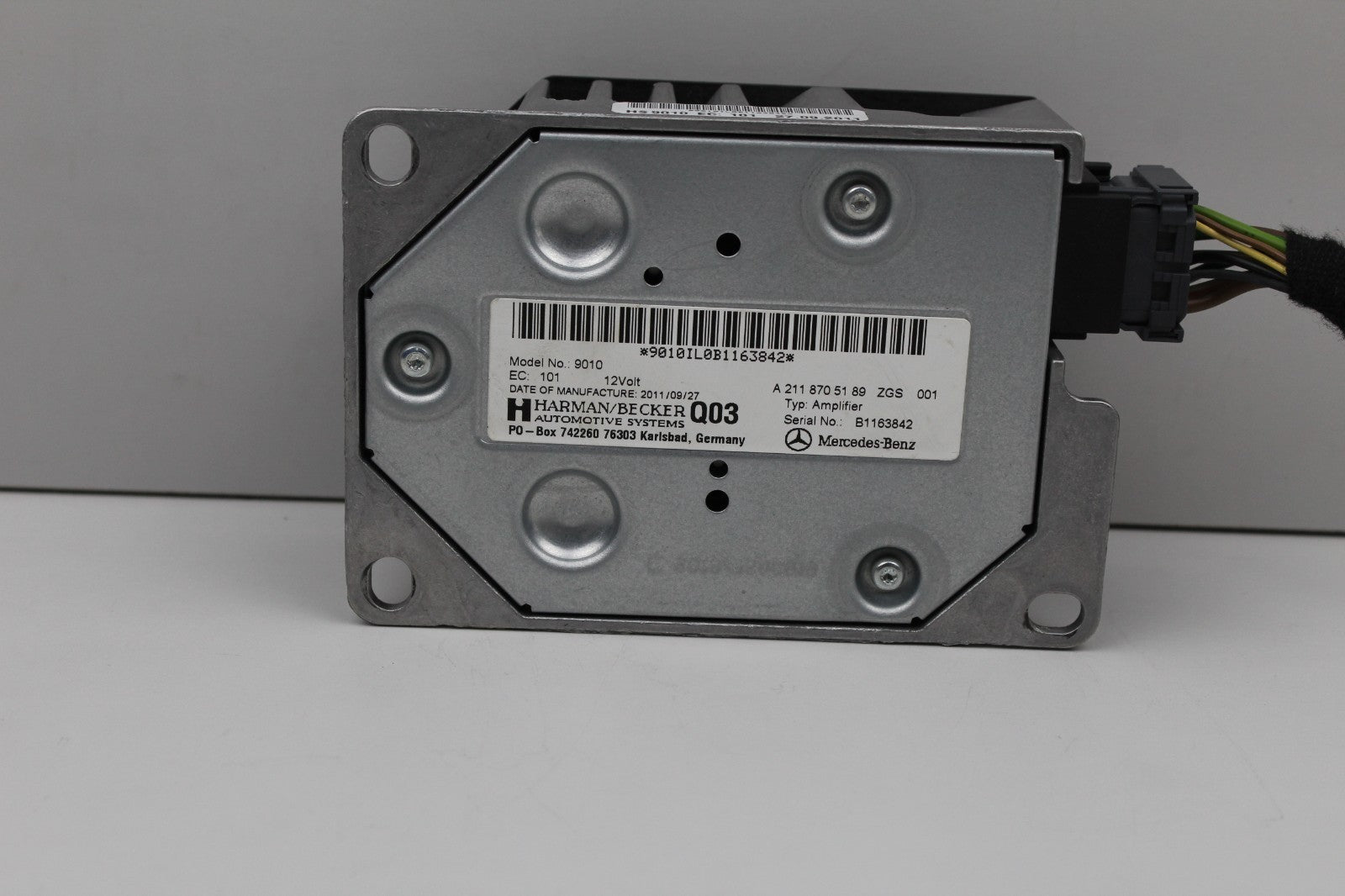 2012 MERCEDES E350 GENUINE SUBWOOFER AMPLIFIER HARMAN BECKER OEM A2118705189