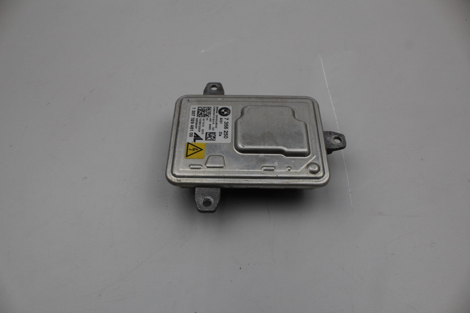 2011-13 BMW XENON HEADLIGHT BALLAST OEM 7356250